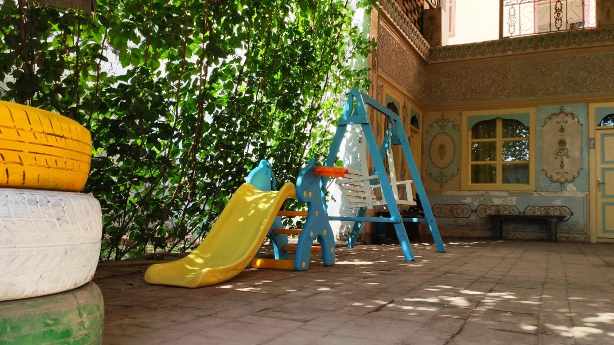 New Dap Hostel  Turpan Exterior foto