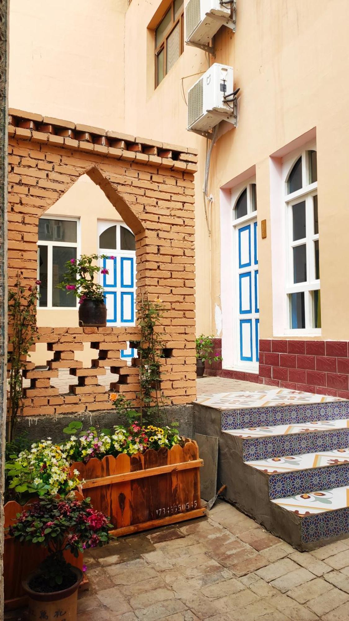 New Dap Hostel  Turpan Exterior foto