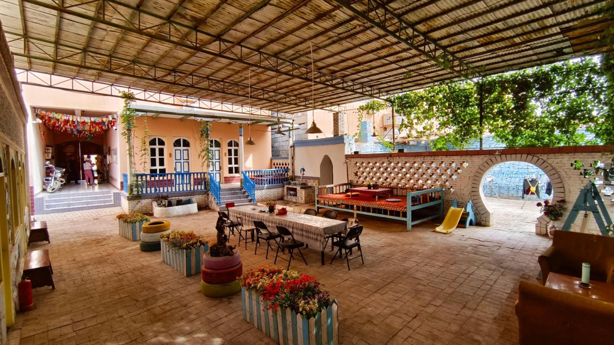 New Dap Hostel  Turpan Exterior foto